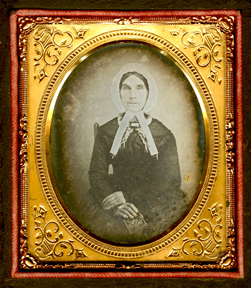 Anonymous - Woman Holding MOP Dag Case