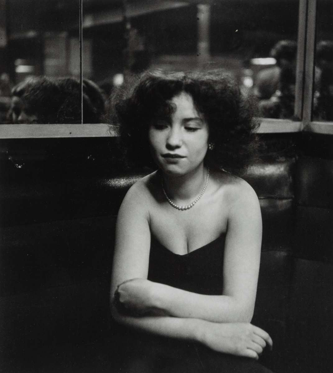 Robert Doisneau - Mademoiselle Anita a la Boule Rouge, Paris Robert Doisneau - Mademoiselle Anita a la Boule Rouge, Paris