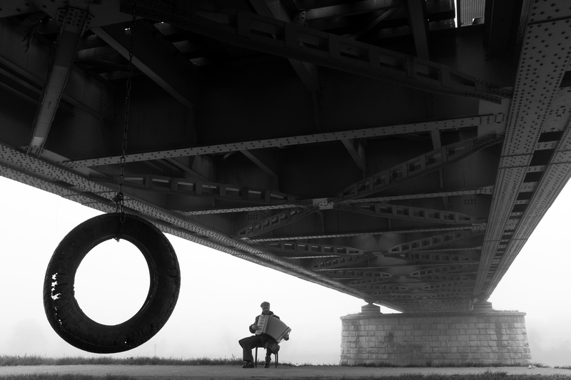 Stanko Abadžic - Accordionist under Zagreb Bridge