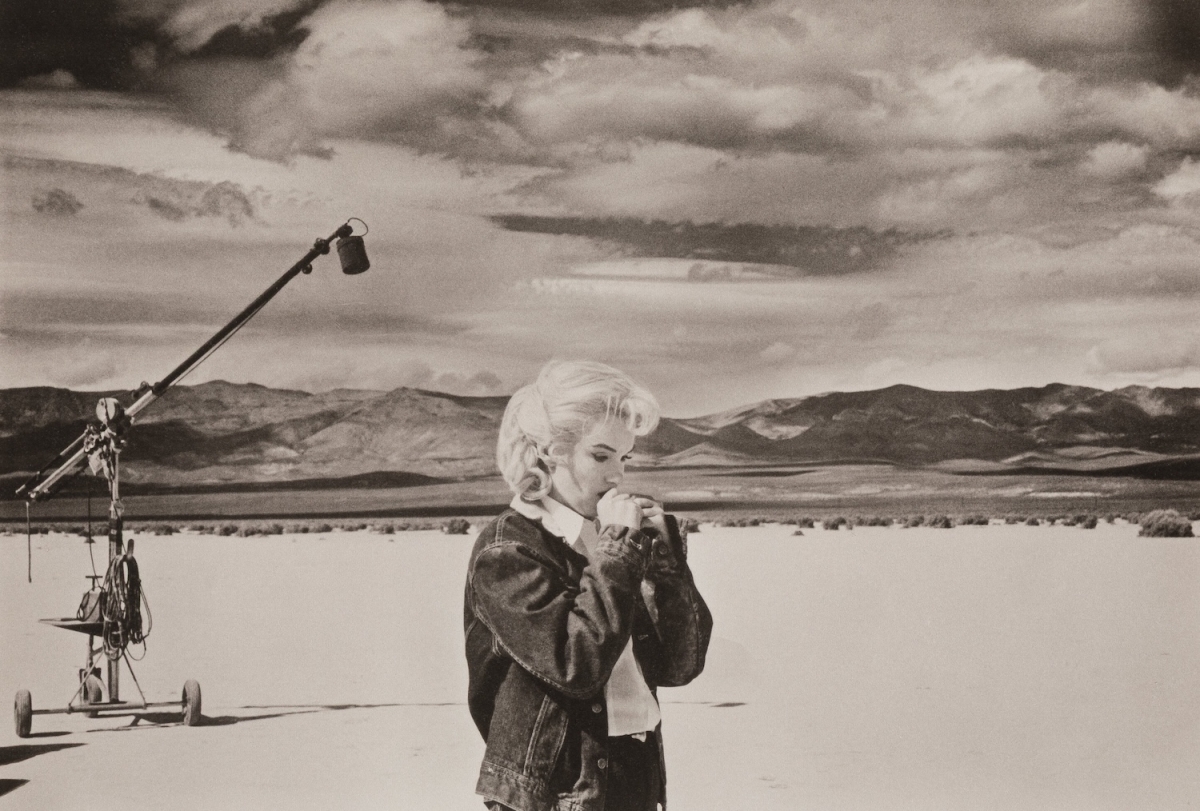 Eve Arnold - Marilyn Monroe on the set of 'The Misfits', Reno, NV