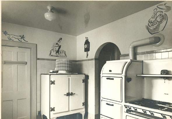 Gottscho-Scheisner (Samuel Gottscho) - Mr. and Mrs. Houlder Hudgins, residence in Greenwich, CT, Kitchen I