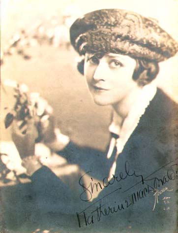 Hoover Art Co. - Model and Silent Film Actress Katherine MacDonald Hoover Art Co. - Model and Silent Film Actress Katherine MacDonald