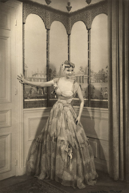 Laure Albin-Guillot - Fashion with Female Model Laure Albin-Guillot - Fashion with Female Model