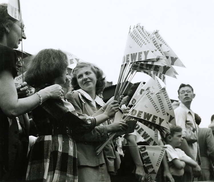 John Dominis - Thomas Dewey Supporters in Iowa